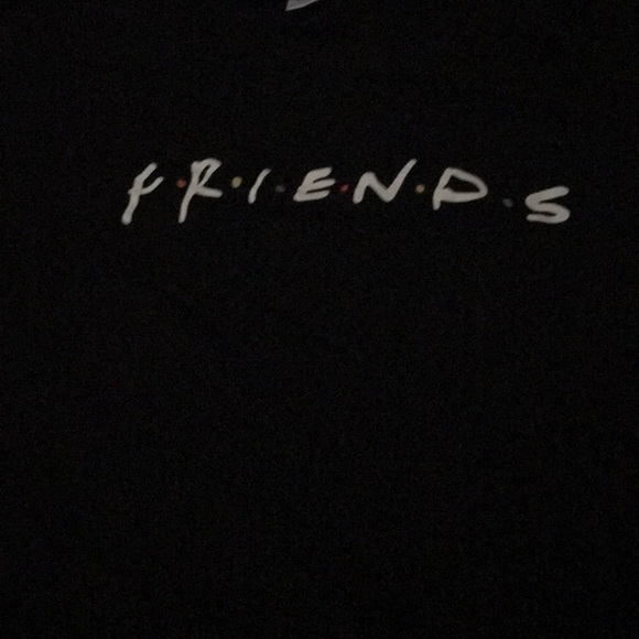 A (FRIENDS) shirt - Picture 2 of 2
